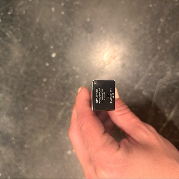 NEW IN BOX - Chanel Stylo Yeux Waterproof Eyeliner - 82 Bleu Abysse - Picture 7 of 7